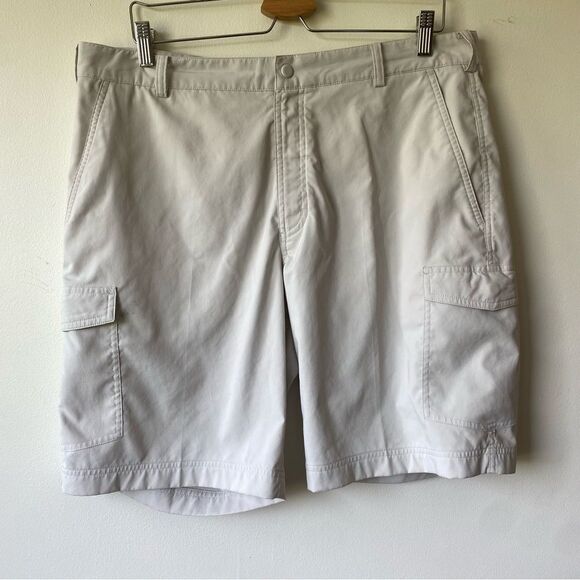 Nike golf off white lightweight shorts men’s size 36 - Picture 1 of 8